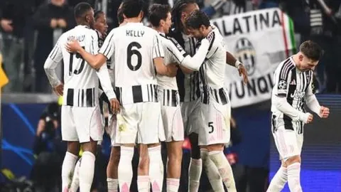 丁立人国象世界冠军赛失利，古克什荣膺新棋王